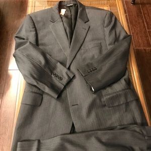 Jos. A. Bank Dark Gray Suit Jacket 48R, Pant 43R